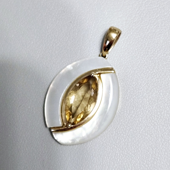 3.45 CTW Citrine & MOP 10KY Gold Marquise Pendant - Picture 8 of 11